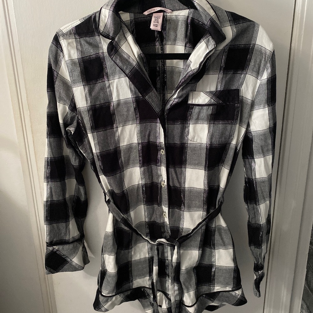 Victoria Secret romper, pyjama onesie size S
